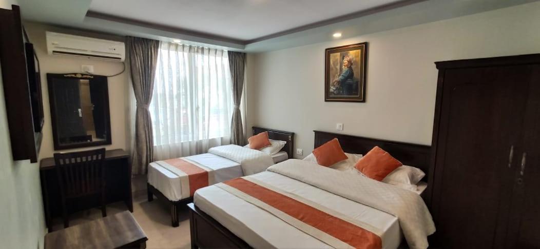 Hotel Pipal Tree كاتماندو المظهر الخارجي الصورة