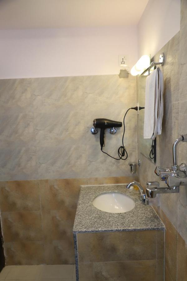 Hotel Pipal Tree كاتماندو المظهر الخارجي الصورة