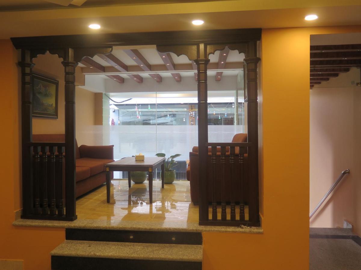 Hotel Pipal Tree كاتماندو المظهر الخارجي الصورة